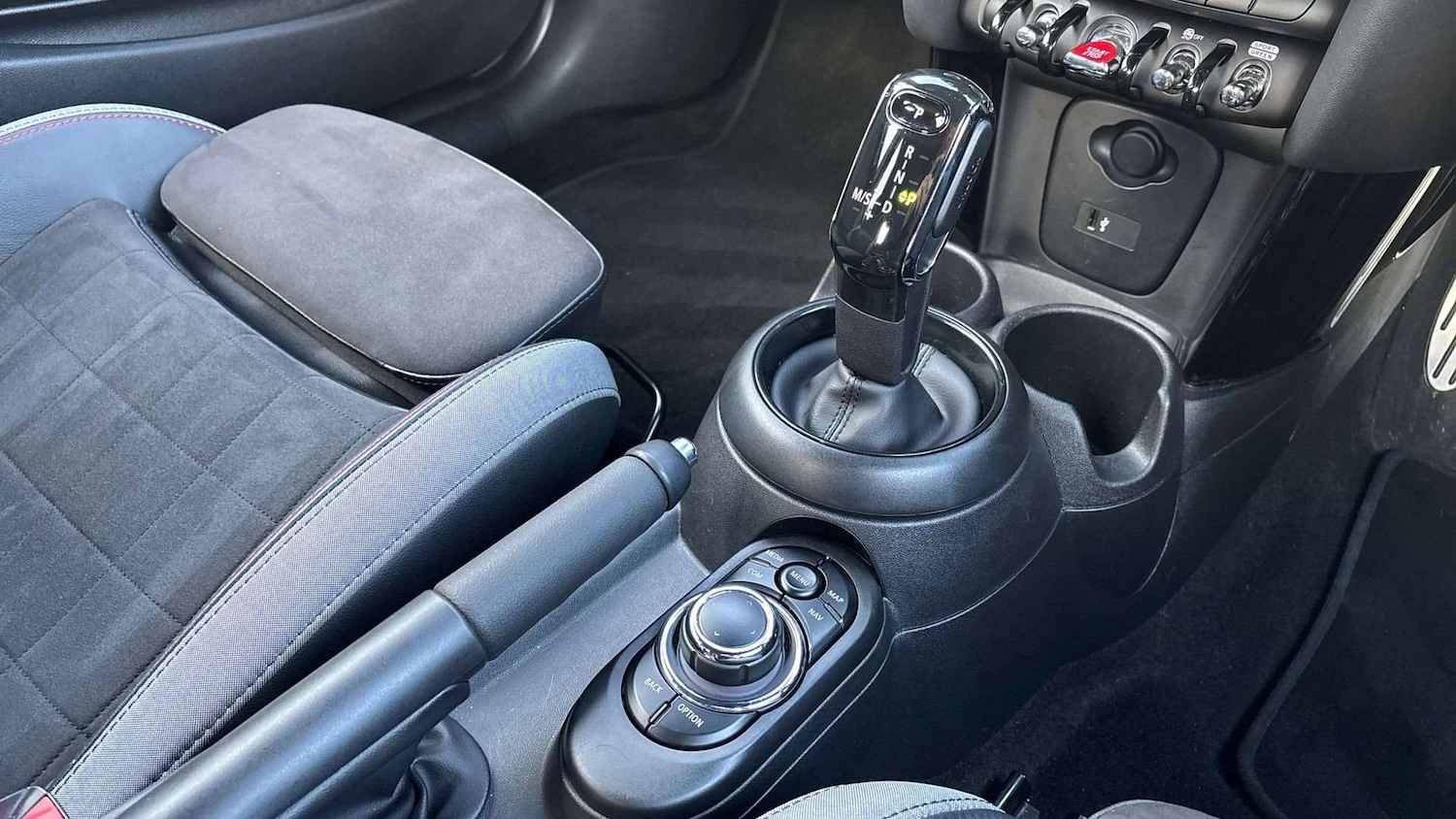 Used MINI Hatch 2021 for sale - 77083066: Photo 12