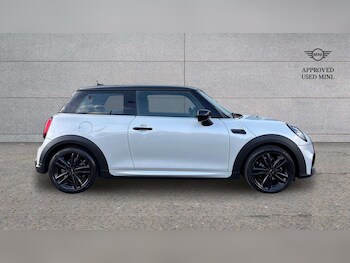 Used MINI Hatch 2021 for sale - 77083066: Photo