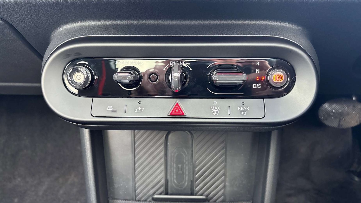 Used MINI Cooper 2025 for sale - 78060363: Photo 12