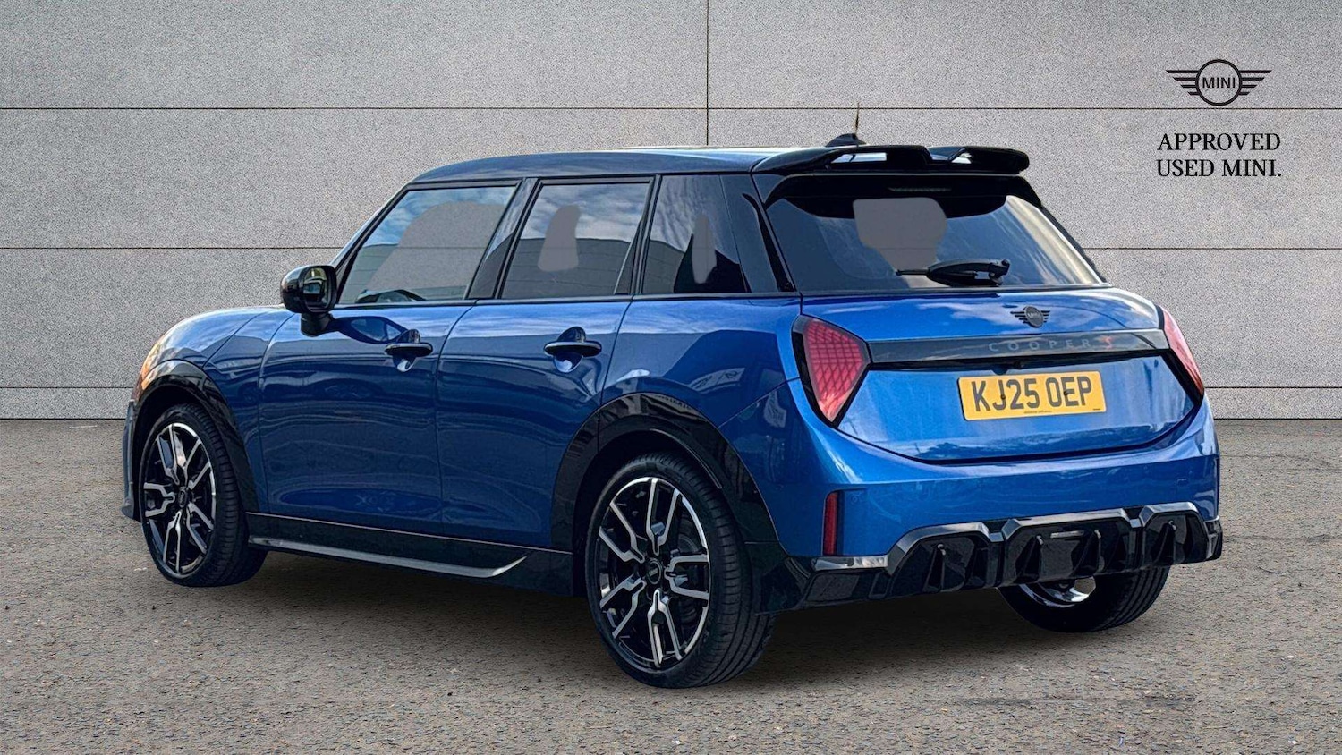 Used MINI Cooper 2025 for sale - 78060363: Photo 2