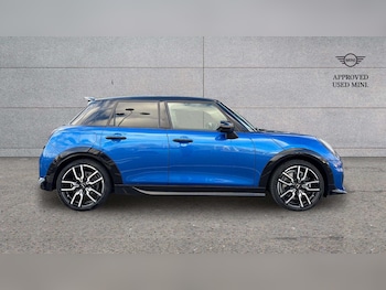 Used MINI Cooper 2025 for sale - 78060363: Photo