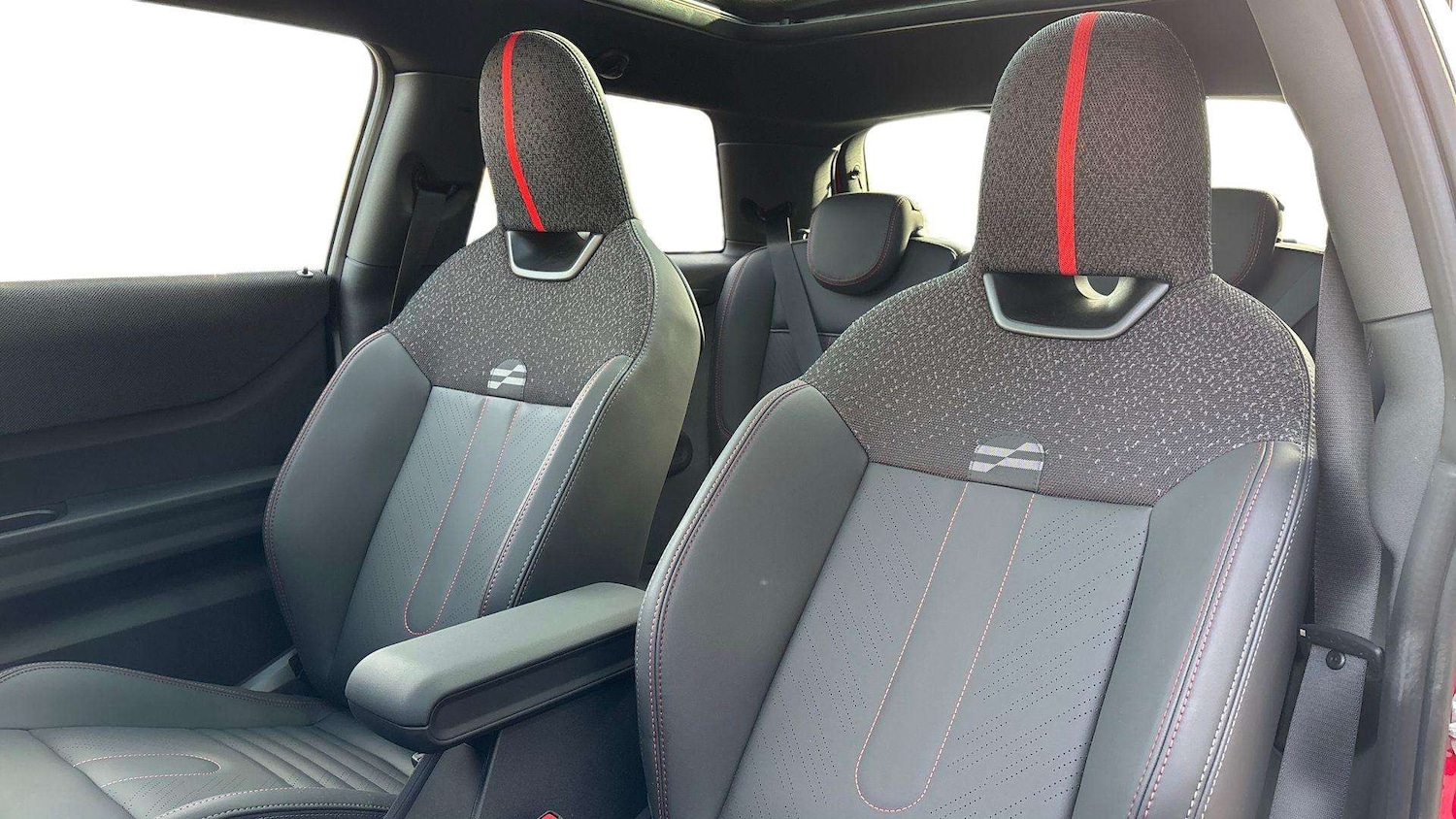 Used MINI Cooper 2025 for sale - 76460003: Photo 14