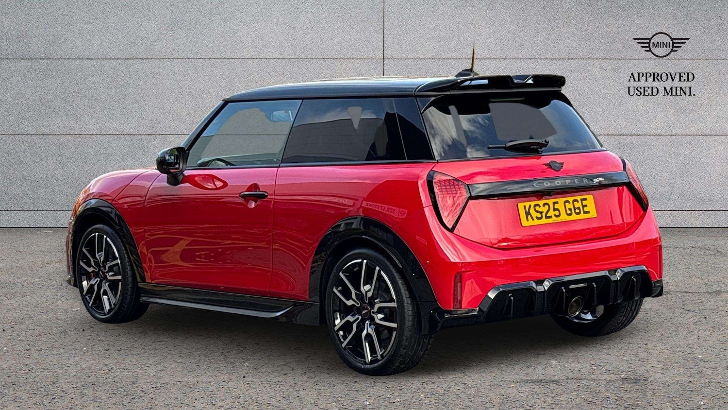 Used MINI Cooper 2025 for sale - 76460003: Photo 2