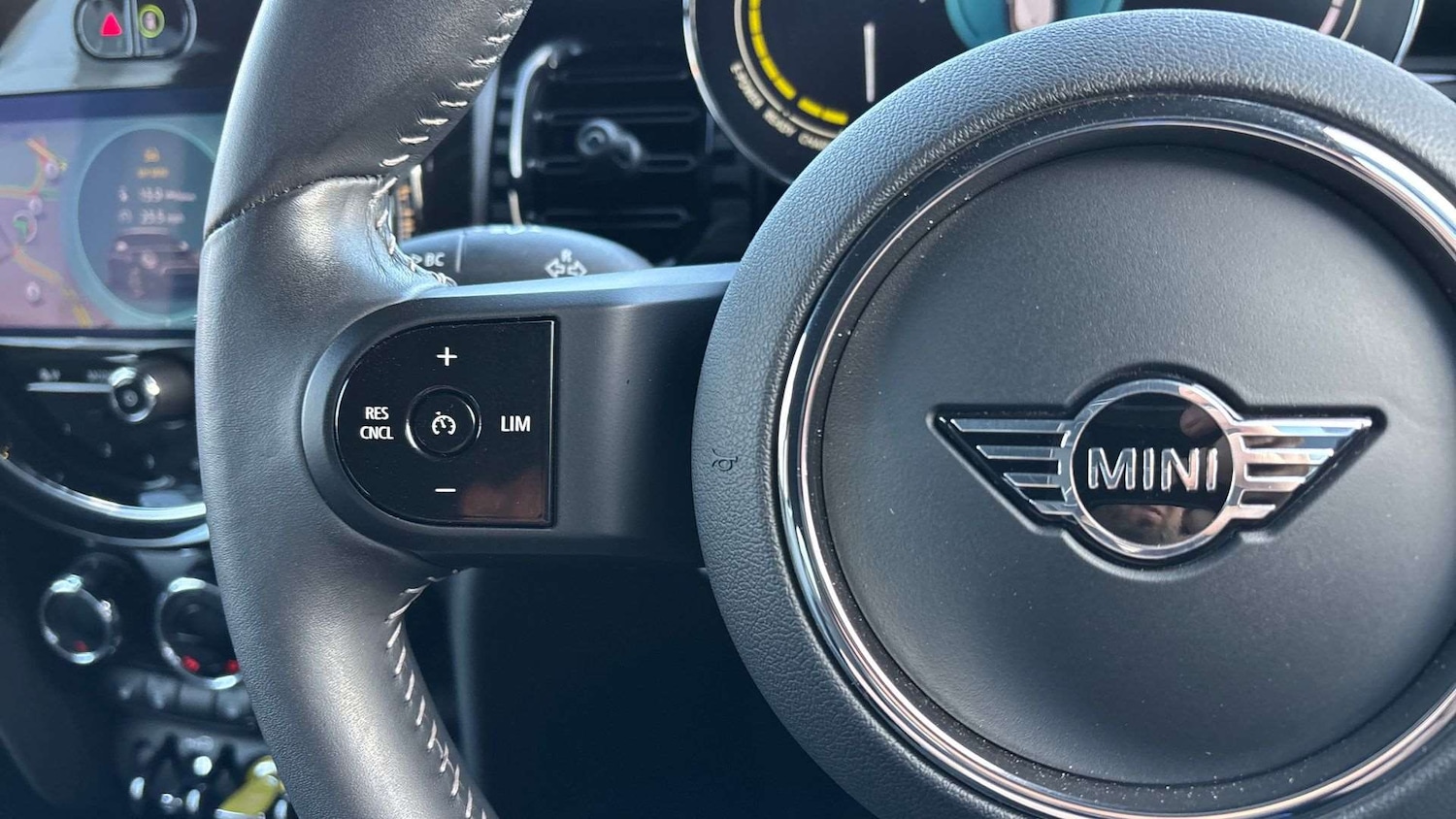 Used MINI Hatch 2023 for sale - 76902364: Photo 22