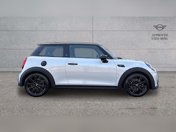 Used MINI Hatch 2022 for sale - 78010039: Photo