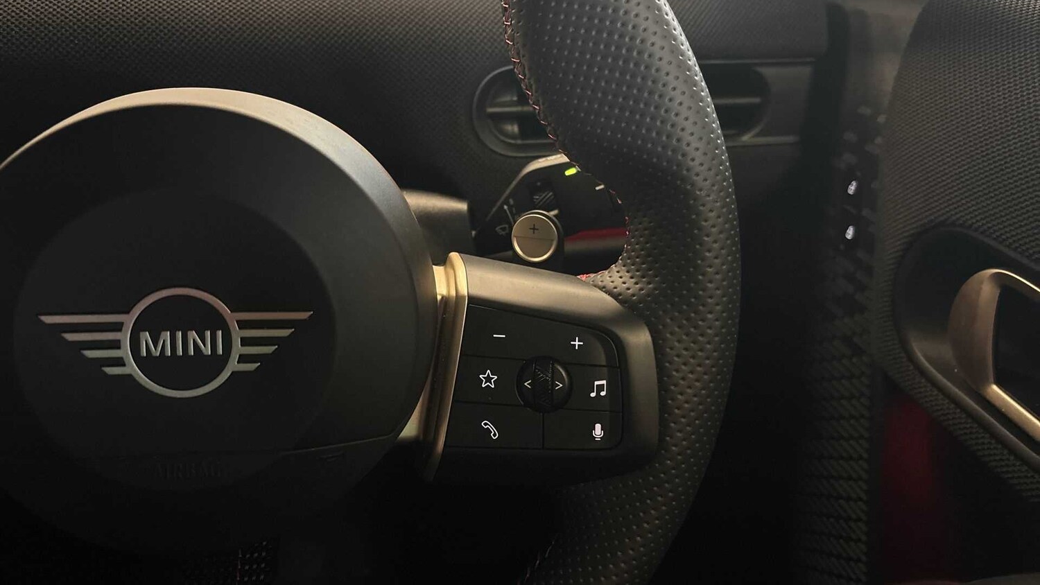 Used MINI Cooper 2024 for sale - 76242501: Photo 23