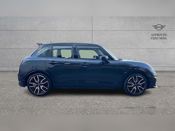 Used MINI Cooper 2024 for sale - 76242501: Photo 4