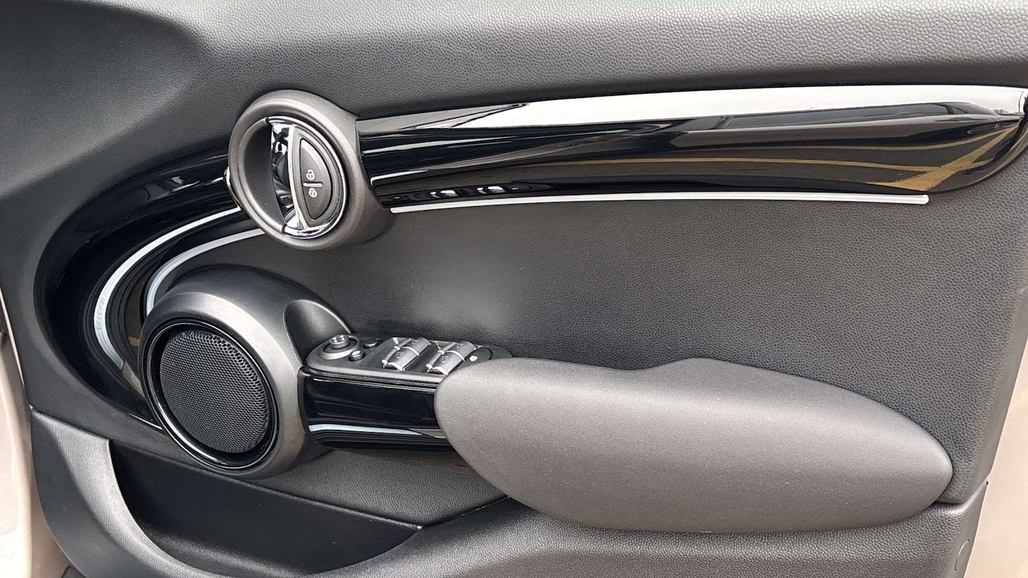 Used MINI Hatch 2024 for sale - 77972490: Photo 27