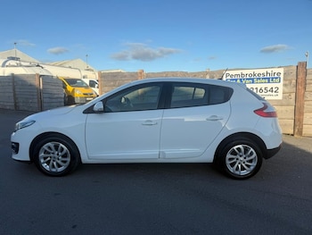 Used Renault Megane 2014 for sale - 76236015: Photo 4