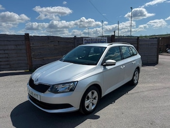 Used Skoda Fabia 2016 for sale - 79300605: Photo