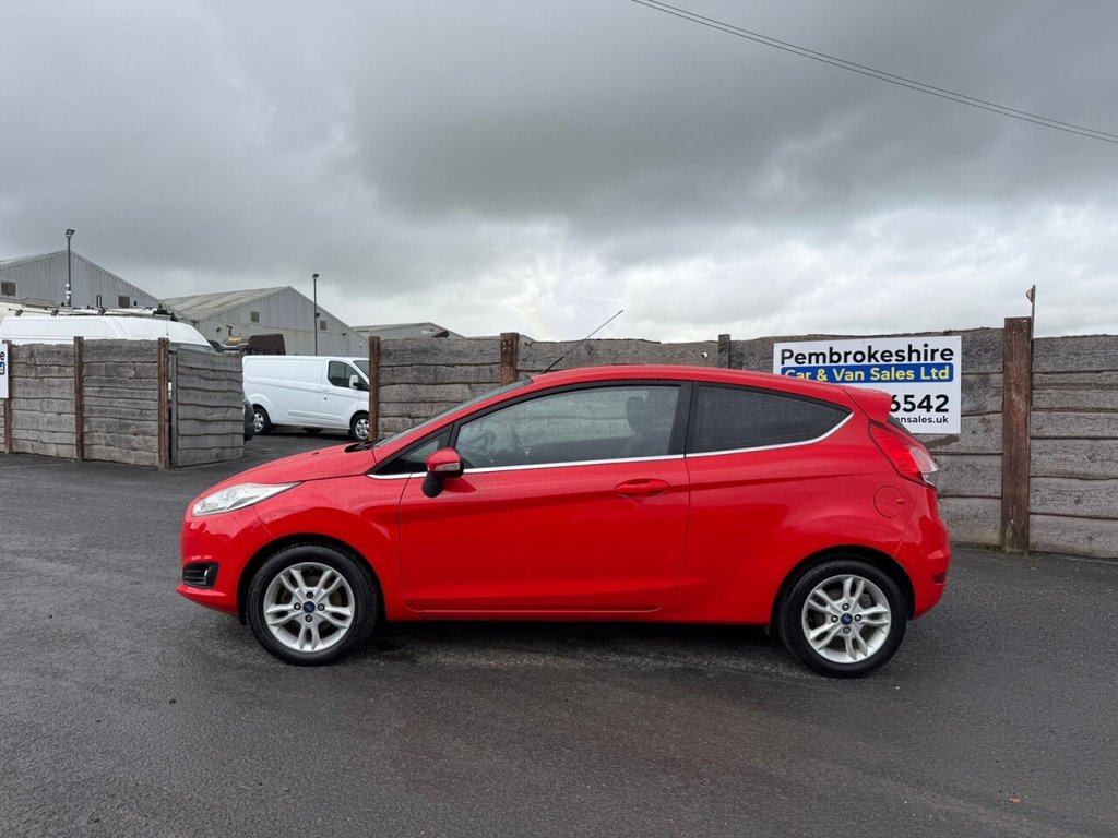 Used Ford Fiesta 2016 for sale - 76345850: Photo 4