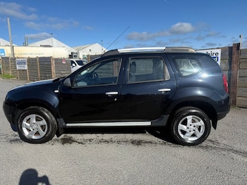 Used Dacia Duster 2014 for sale - 77806583: Photo