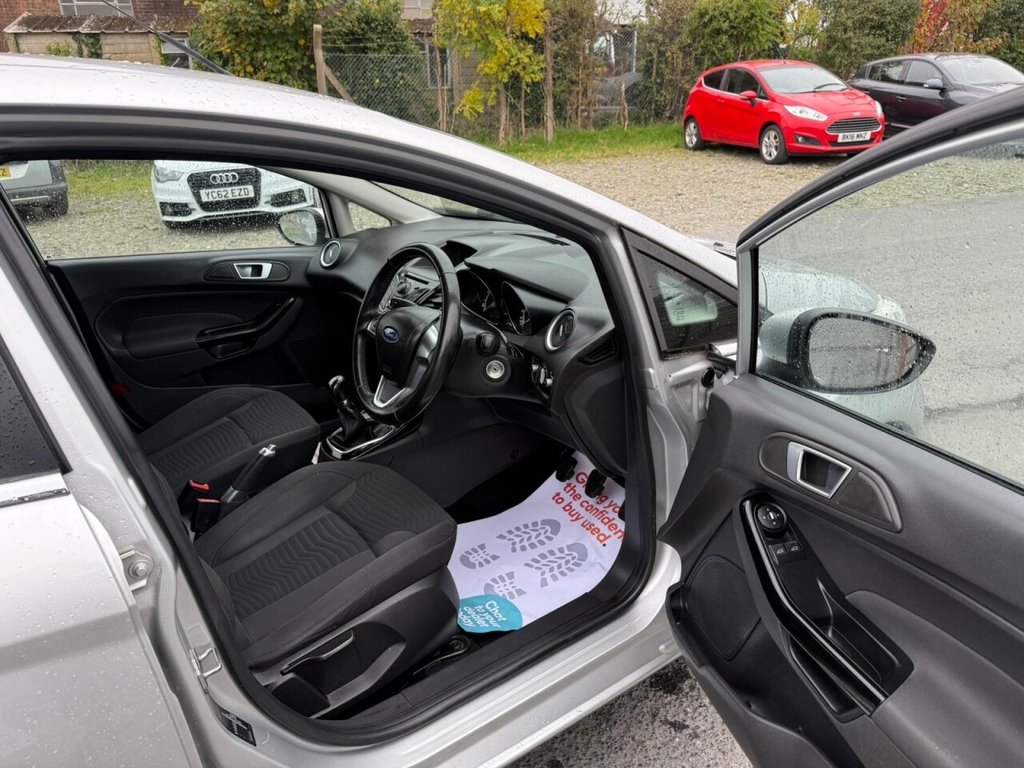 Used Ford Fiesta 2013 for sale - 76132954: Photo 9