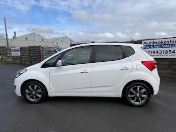 Used Hyundai Ix20 2015 for sale - 77356473: Photo