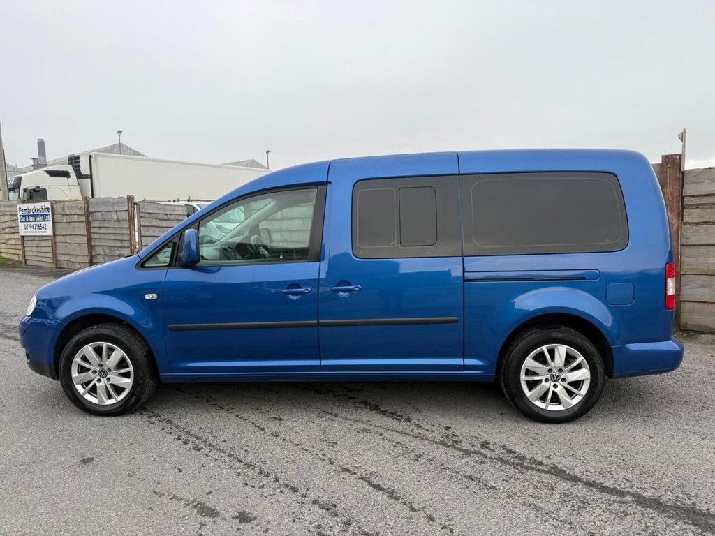 Used Volkswagen Caddy Maxi Life 2010 for sale - 77048946: Photo 4