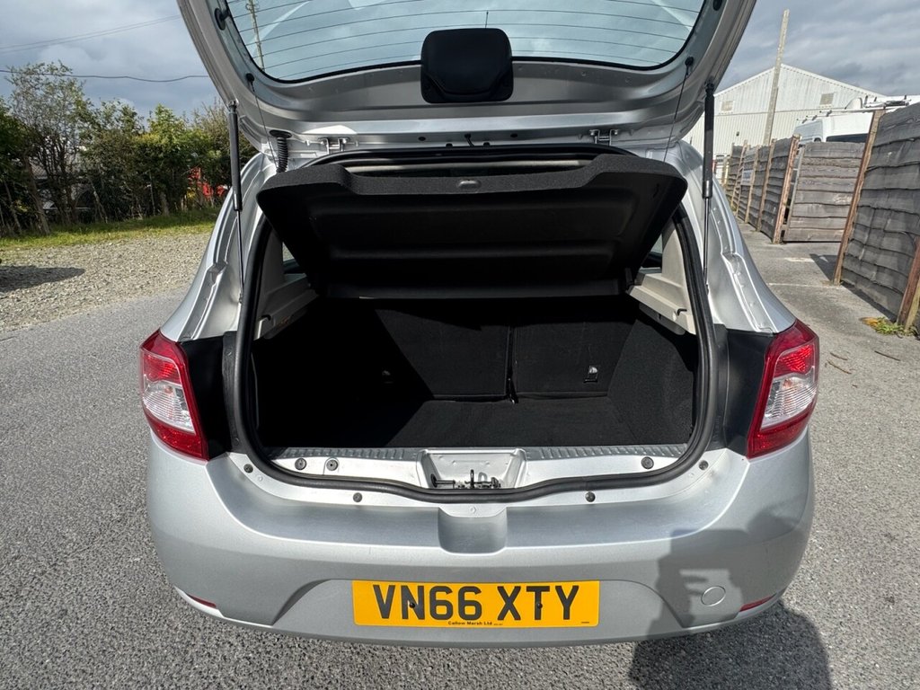 Used Dacia Sandero 2016 for sale - 76010504: Photo 17