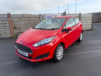 Used Ford Fiesta 2013 for sale - 77384210: Photo