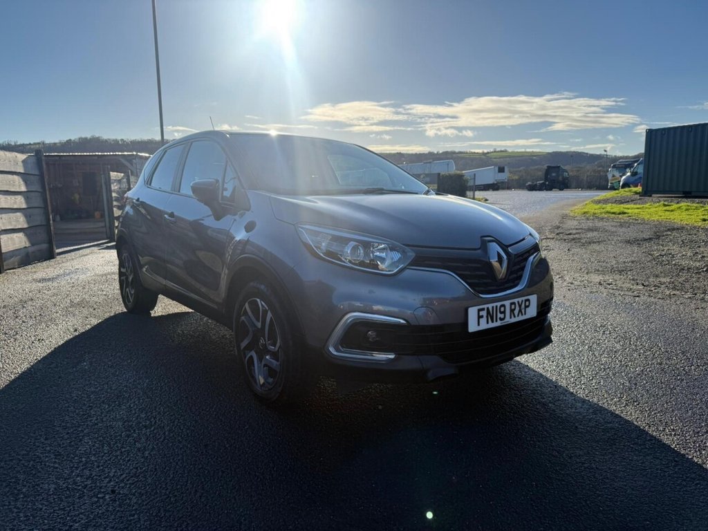 Used Renault Captur 2019 for sale - 76698641: Photo 1