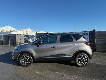 Used Renault Captur 2019 for sale - 76698641: Photo