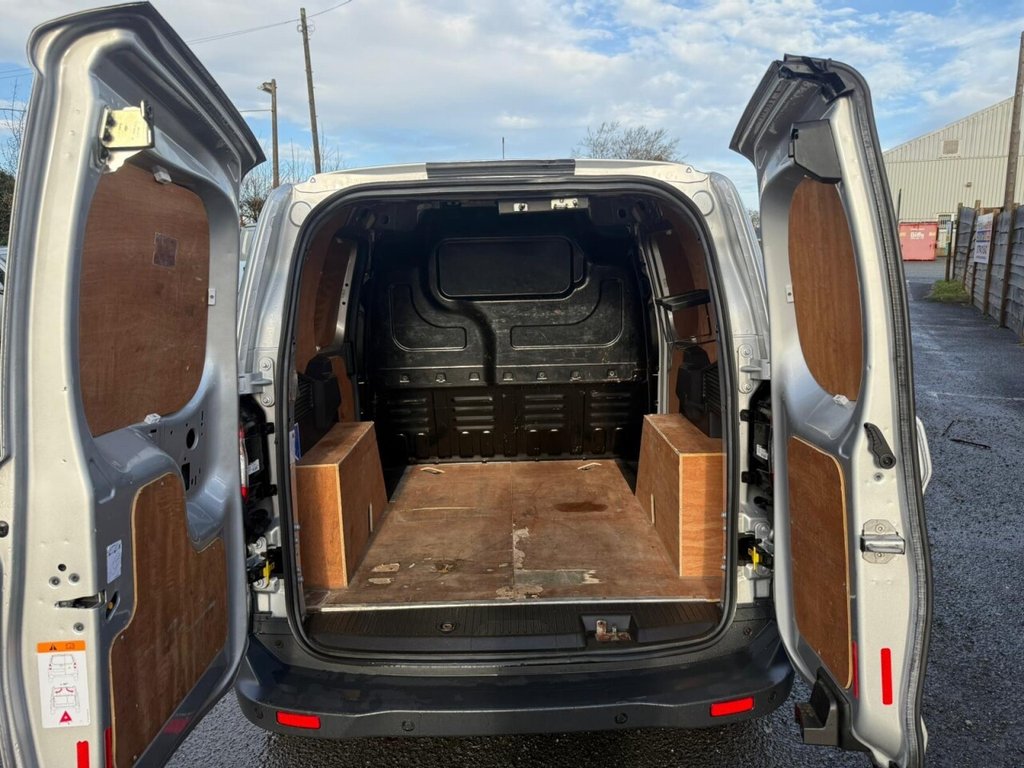 Used Ford Transit Courier 2019 for sale - 76291810: Photo 19