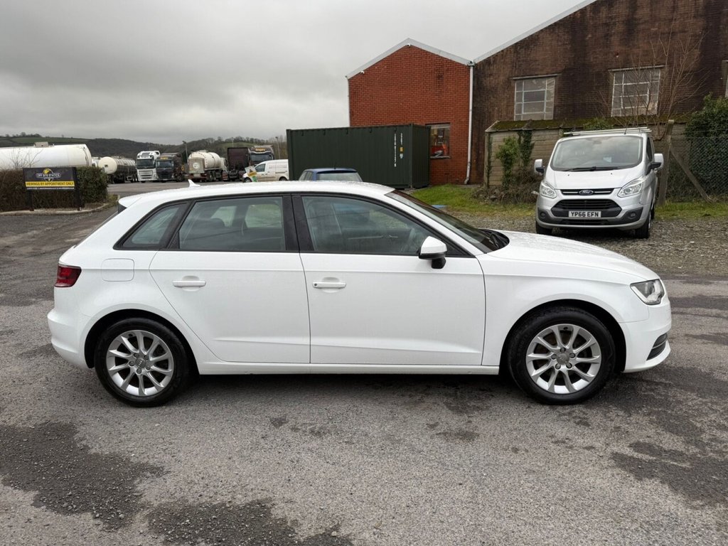 Used Audi A3 2015 for sale - 77096273: Photo 8