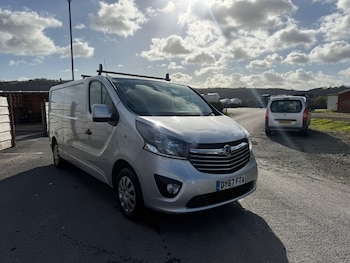 Used Vauxhall Vivaro 2017 for sale - 78330079: Photo