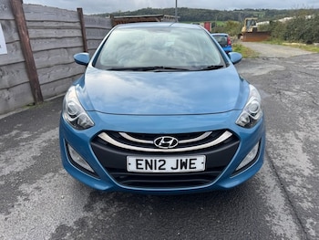Used Hyundai i30 2012 for sale - 76132486: Photo