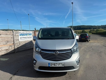 Used Vauxhall Vivaro 2017 for sale - 79530707: Photo
