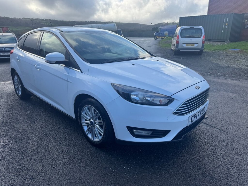Used Ford Focus 2017 for sale - 76570117: Photo 1