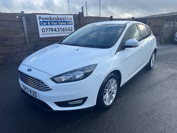 Used Ford Focus 2017 for sale - 76570117: Photo