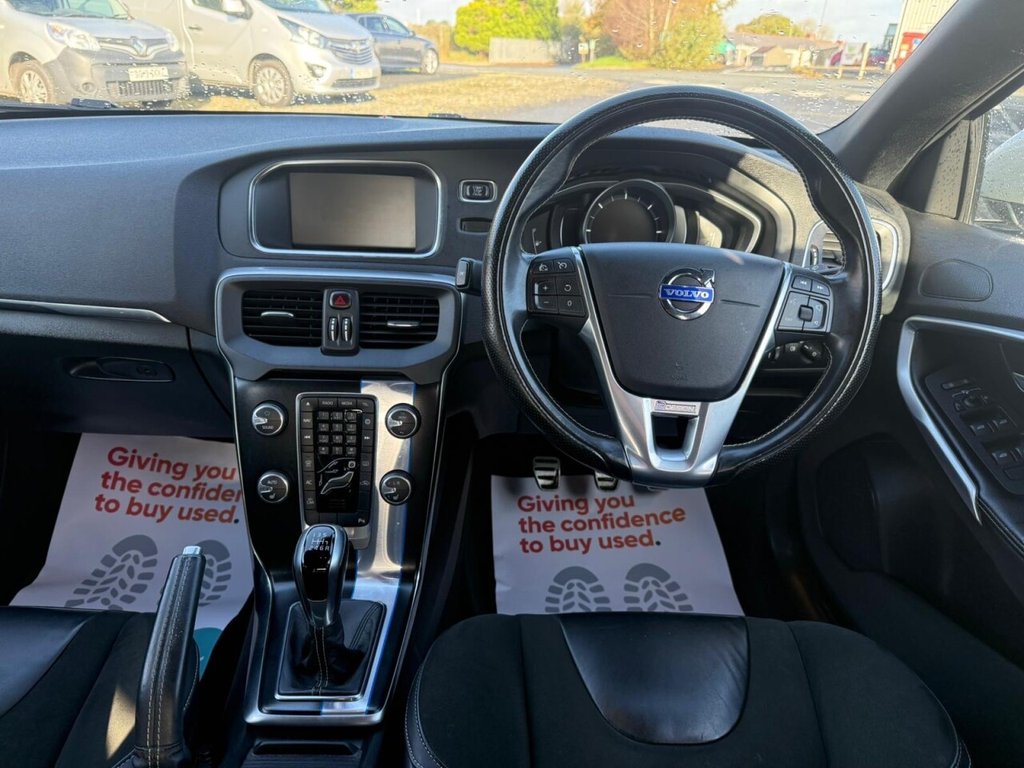 Used Volvo V40 2014 for sale - 76323437: Photo 11