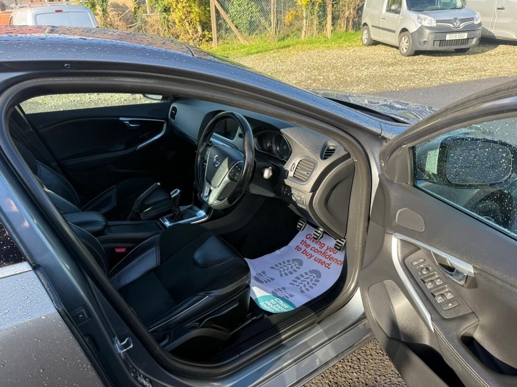 Used Volvo V40 2014 for sale - 76323437: Photo 9