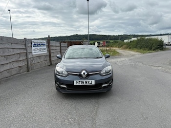 Used Renault Megane 2015 for sale - 75358928: Photo