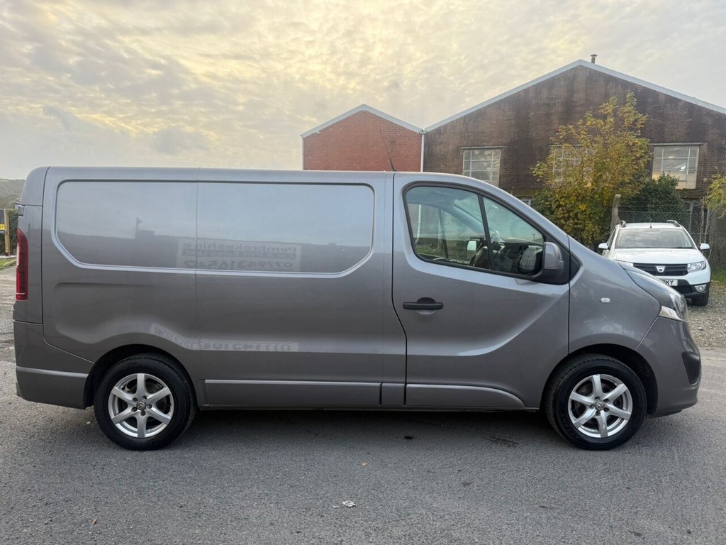 Used Vauxhall Vivaro 2019 for sale - 76323478: Photo 8