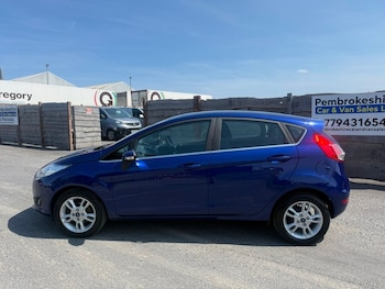 Used Ford Fiesta 2016 for sale - 79313732: Photo