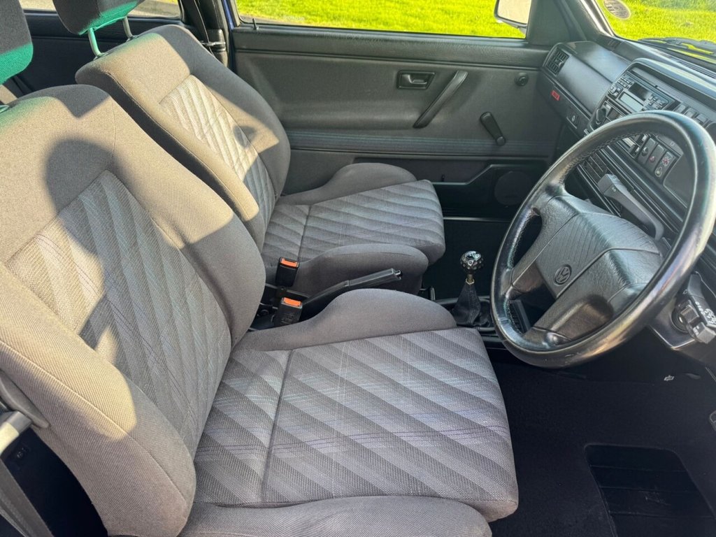 Used Volkswagen Golf 1991 for sale - 76482369: Photo 15