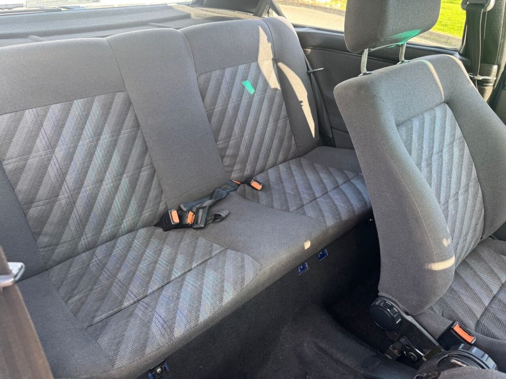 Used Volkswagen Golf 1991 for sale - 76482369: Photo 16