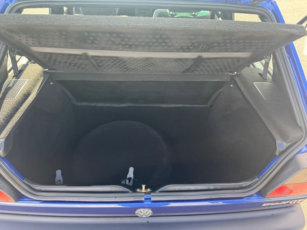 Used Volkswagen Golf 1991 for sale - 76482369: Photo 20