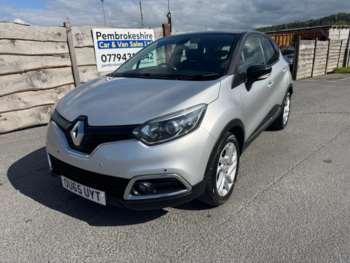 Used Renault Captur 2015 for sale - 75347618: Photo