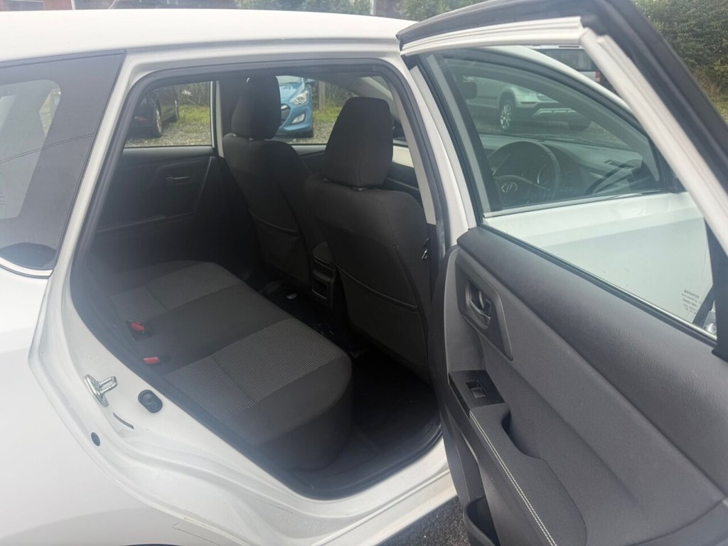 Used Toyota Auris 2013 for sale - 75998798: Photo 10