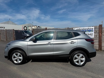 Used Nissan Qashqai 2018 for sale - 79210140: Photo