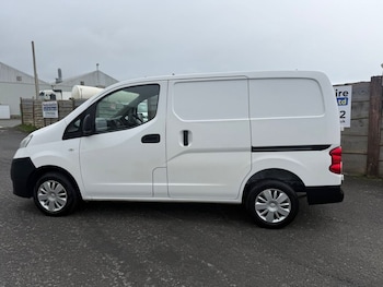 Used Nissan NV200 2016 for sale - 77693604: Photo