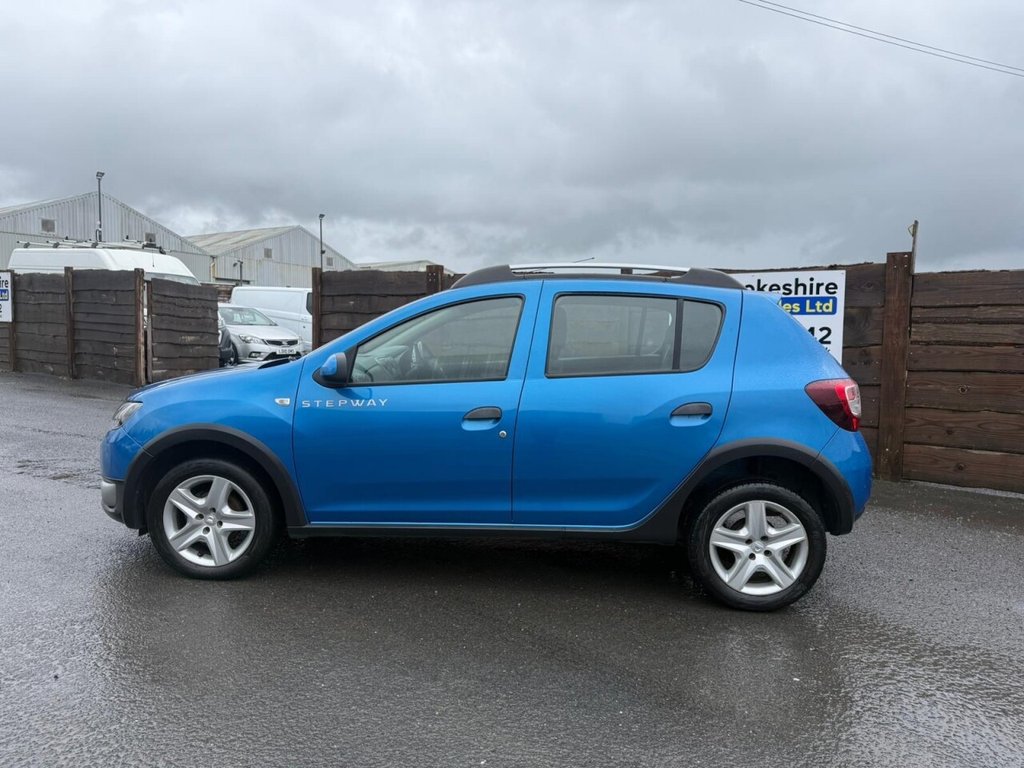 Used Dacia Sandero Stepway 2015 for sale - 76266972: Photo 4