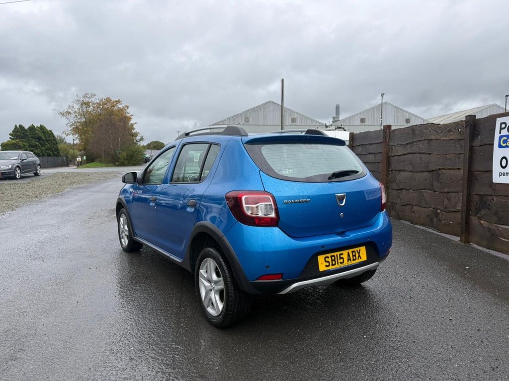 Used Dacia Sandero Stepway 2015 for sale - 76266972: Photo 5