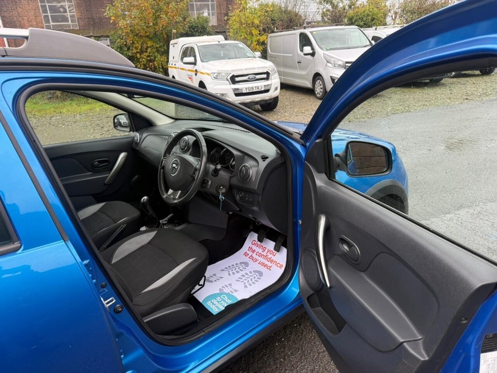 Used Dacia Sandero Stepway 2015 for sale - 76266972: Photo 9