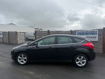 Used Ford Focus 2014 for sale - 79370975: Photo
