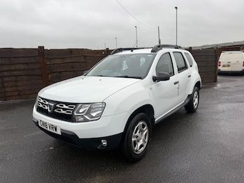 Used Dacia Duster 2018 for sale - 76883459: Photo