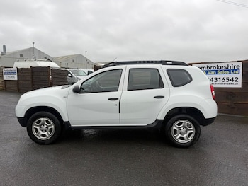 Used Dacia Duster 2018 for sale - 76883459: Photo