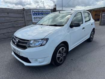 Used Dacia Sandero 2016 for sale - 74884220: Photo