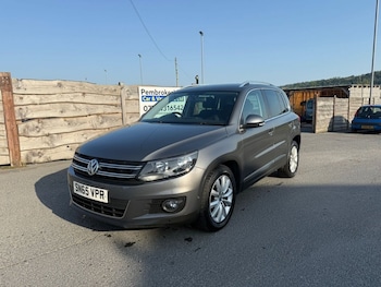 Used Volkswagen Tiguan 2015 for sale - 75502565: Photo